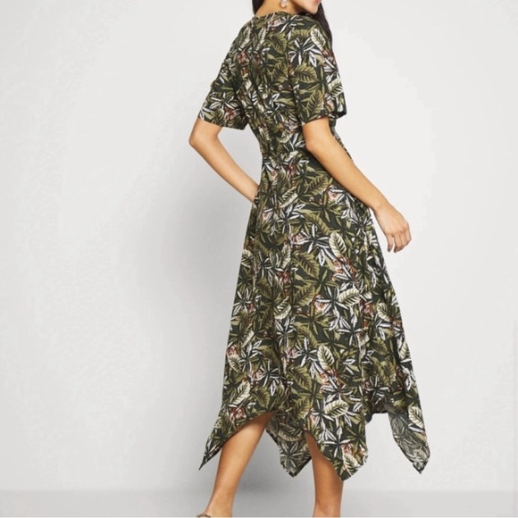 Banana Republic Tiger Handkerchief-Hem Wrap Dress NWT . - Picture 2 of 11